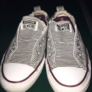 Converse women’s size 9